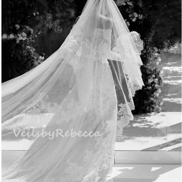 2 tiers wide Chantilly lace drop floating wedding veil in cathedral length, 2 l main image 4